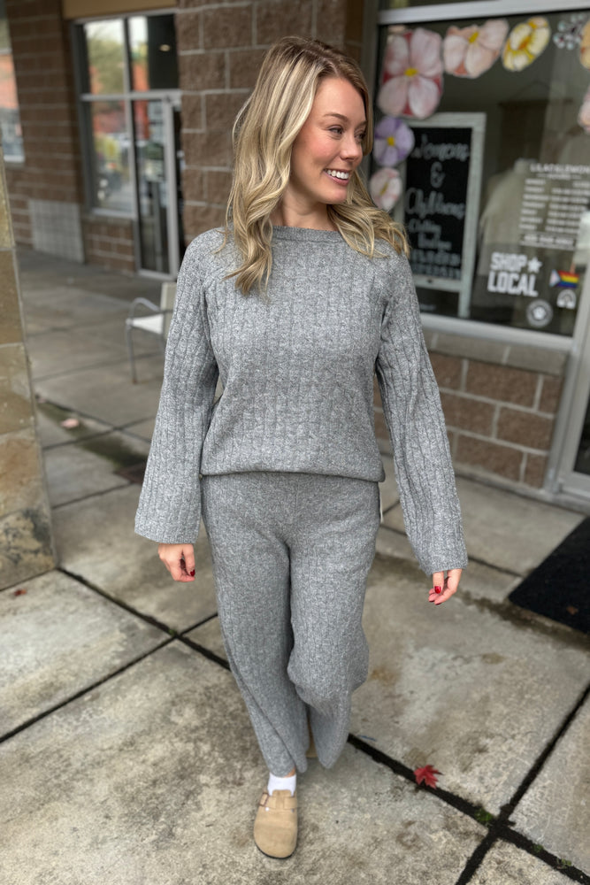 Cable Knit Sweater Grey