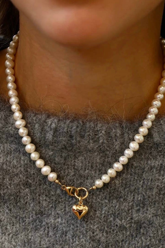 Heart and Freshwater Pearl Necklace